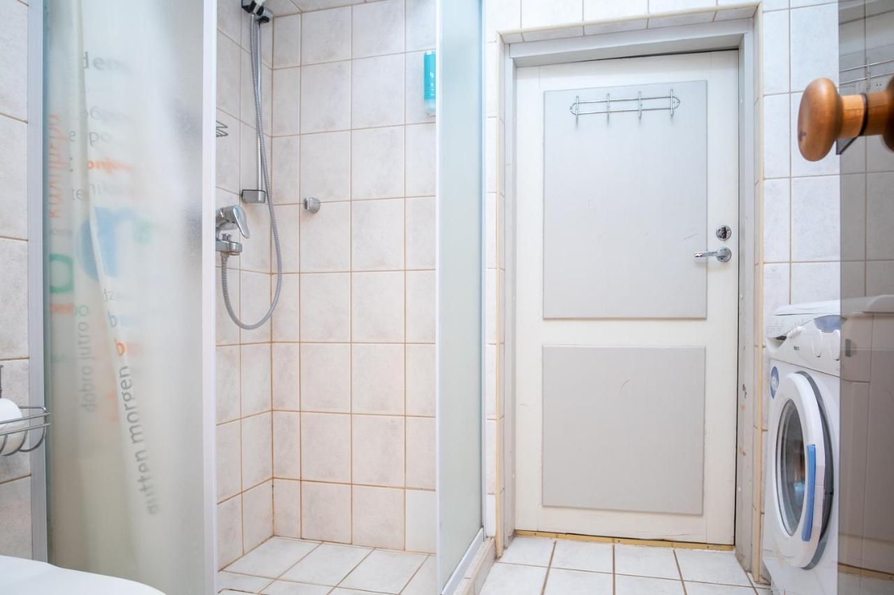 Old Town 2-Bathroom Apartment With Sauna タリン エクステリア 写真